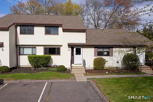 6 Oak Forest Dr #3 Photo 1