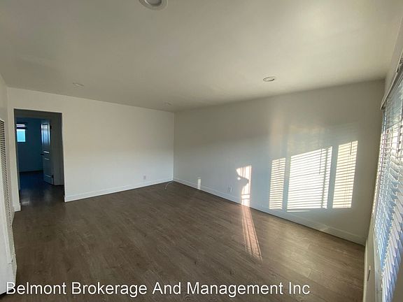 3rd image of 918 Freeman Ave APT 7