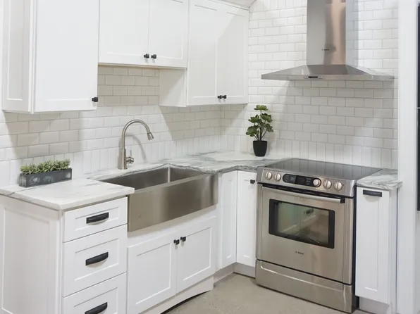 31 Violet St #1, Providence, RI 02908