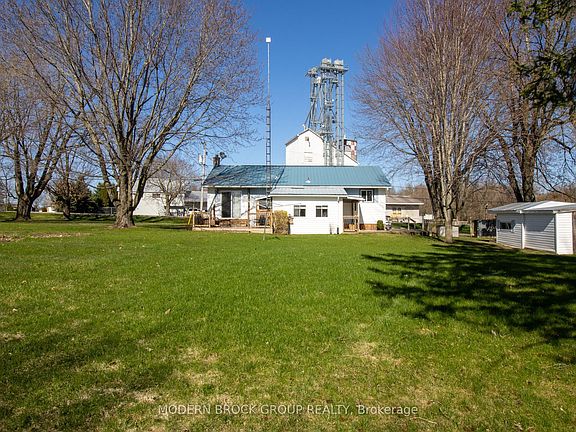 4th image of 8072 County Road 29 Rd
