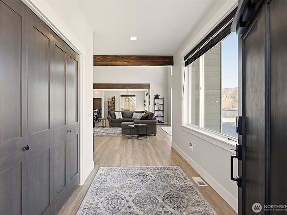 4th image of 540 Lake Front Drive