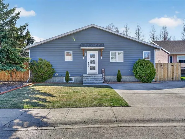 2203 N 17a Ave, Coaldale, AB T1M 1K3