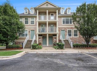 278 Park Green Dr, Lake Orion, MI 48362
