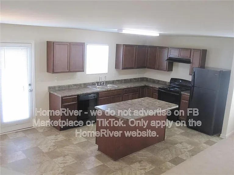3610 Oakleaf Pass — Photo 8