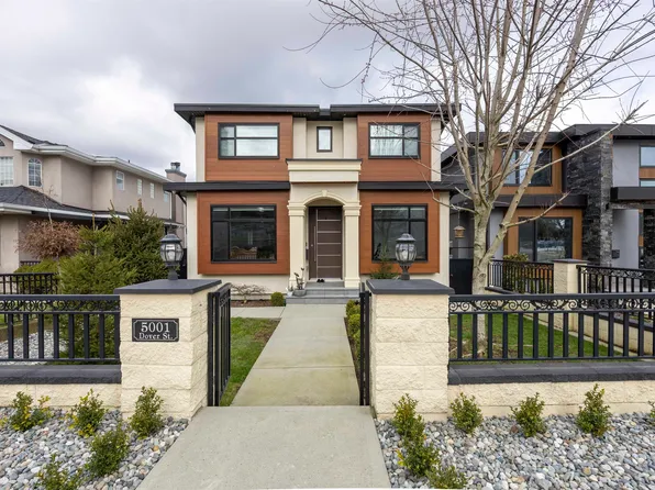 5001 Dover St, Burnaby, BC V5H 1R4