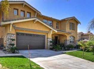 18386 Lakepointe Dr, Riverside, CA 92503