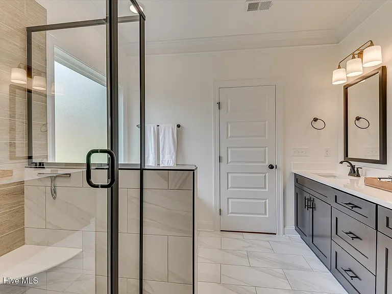 2049 Warbler Dr — Photo 29