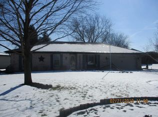 610 Wisteria Dr, Troy, OH
