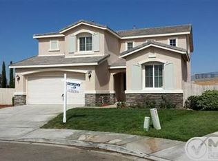 17624 High Bluff Ct, Victorville, CA 92395