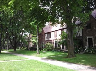 496 Saint Clair St #17, Grosse Pointe, MI