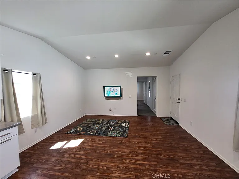 3445 E Ketring Ct — Photo 10