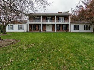 6746 Kennard Rd, Medina, OH 44256