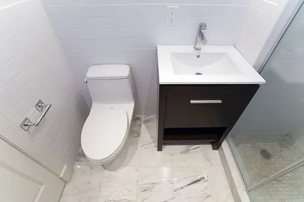 Rented by Jonis Realty | media 36