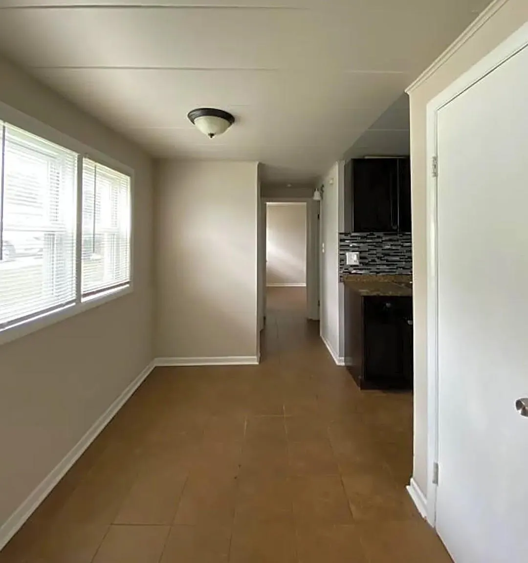 1 bed, 750 sqft, $1,550 — Photo 3