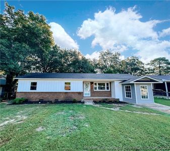 1645 Flintshire Rd, Fayetteville, NC, 28304