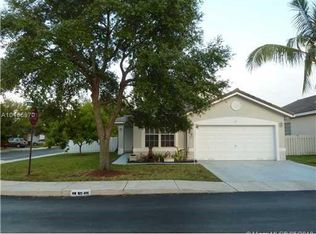 1785 NW 165th Ave, Pembroke Pines, FL 33028