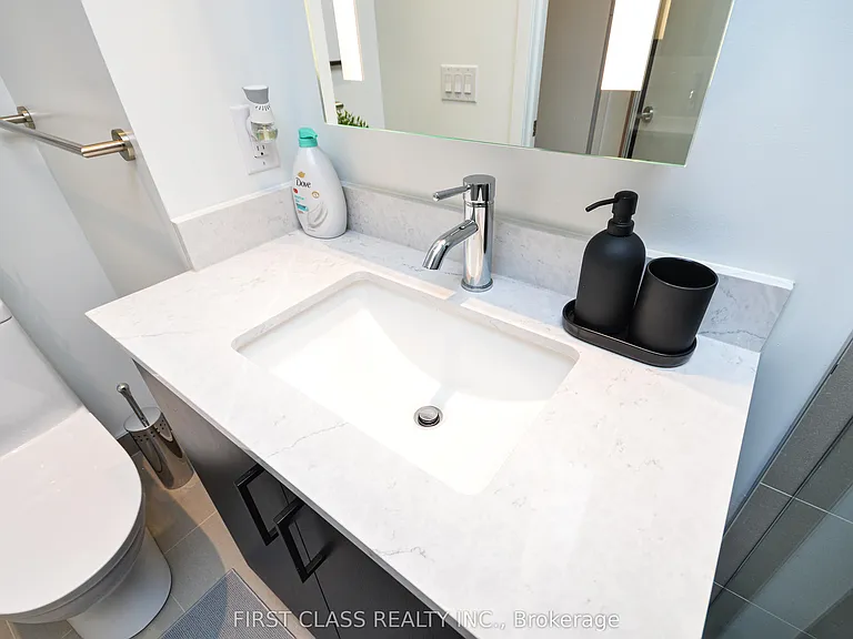 135 Liberty St — Photo 22