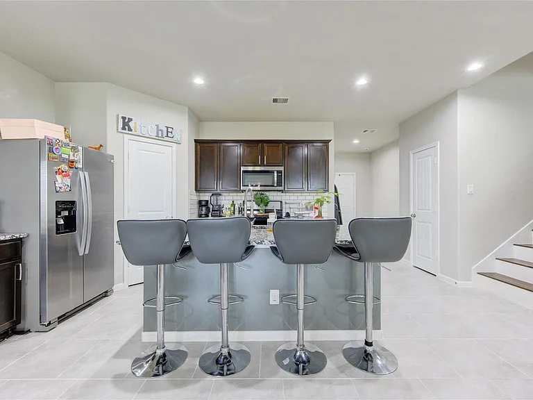 29623 Stanley Canyon Ln — Photo 8