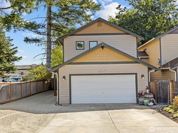 109 203rd Place SW #1, Lynnwood, WA 98036