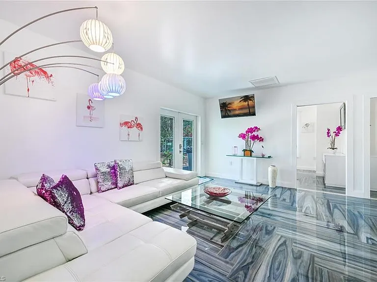 5940 English Oaks Ln — Photo 23