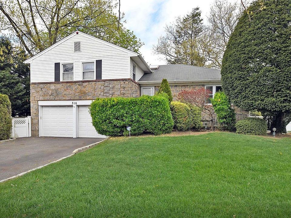 1st image of 316 Cambridge Avenue