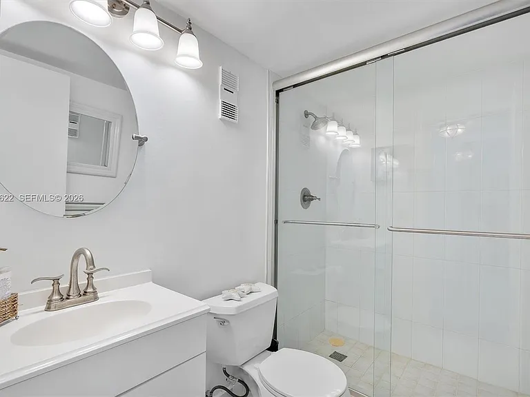 9273 Collins Ave #901 — Photo 16