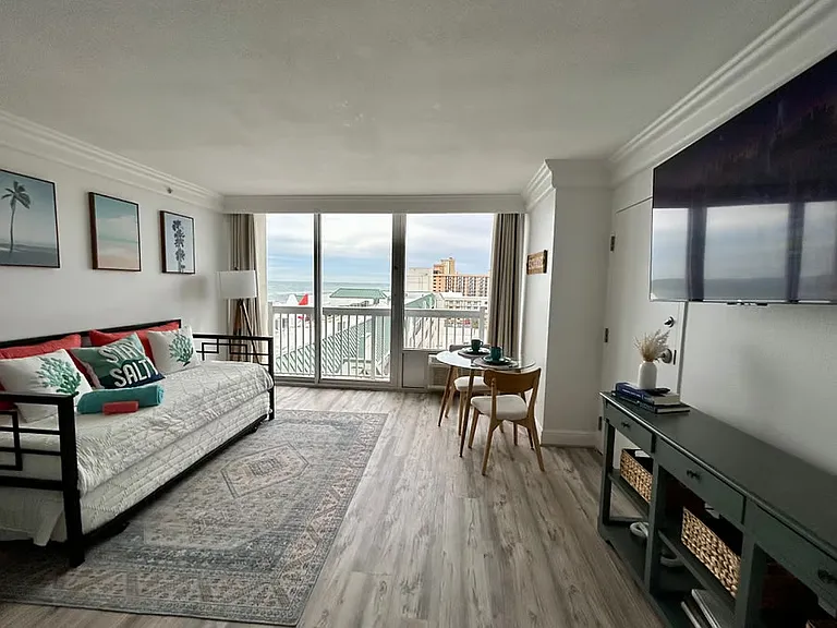 2700 Atlantic Ave #708 — Photo 18
