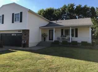 990 Bunker Ln, Decatur, IL 62526