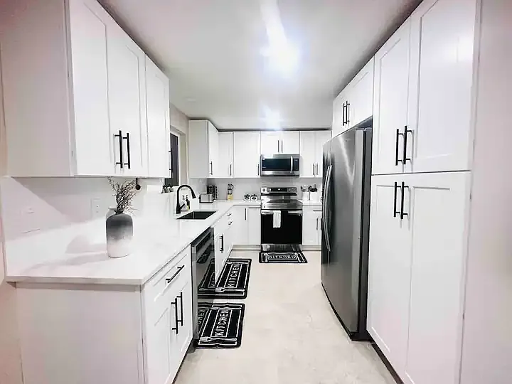 5 bed, $8,500 — Photo 4