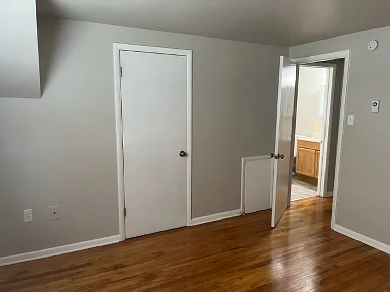 4216 Jonestown Rd — Photo 8