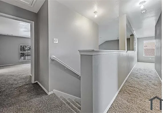 9204 Nightingale Dr — Photo 9