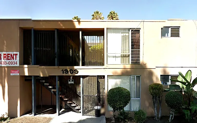 1969 Fashion Ave #17 — Photo 1