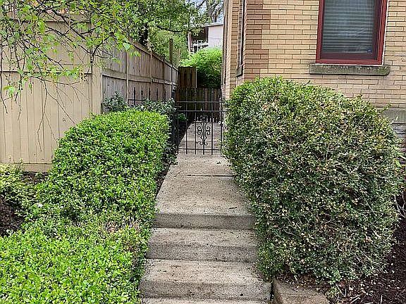 5th image of 187 W 1st Ave