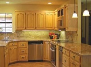 204 County Road 287, Collinsville, TX 76233