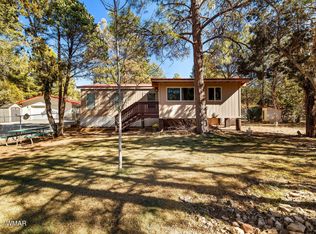 2925 Breezy Pine Dr, Overgaard, AZ 85933