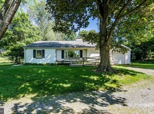 221 Indian Run Rd, Glenmoore, PA 19343