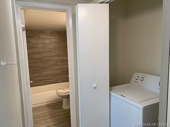 3rd image of 8730 N Sherman Cir APT 103