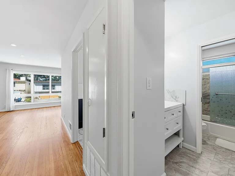 4252 Callan Blvd — Photo 30