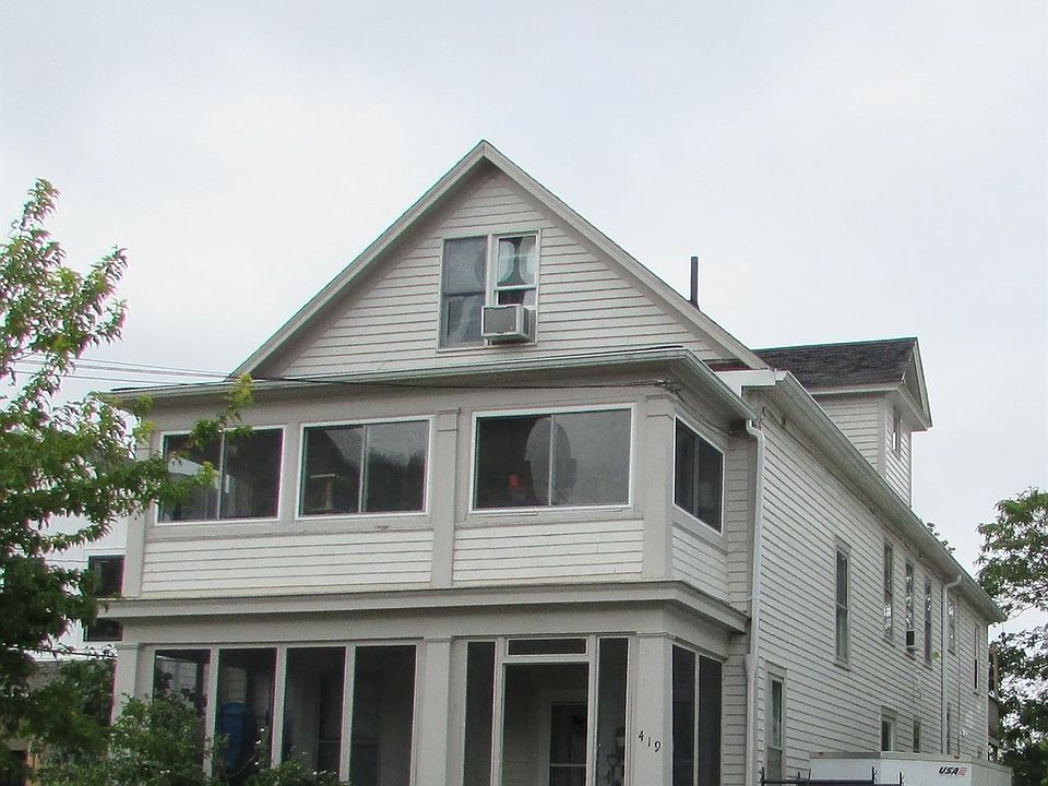 2nd image of 419 Fulton St
