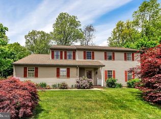 501 Crestwood Rd, Red Lion, PA 17356