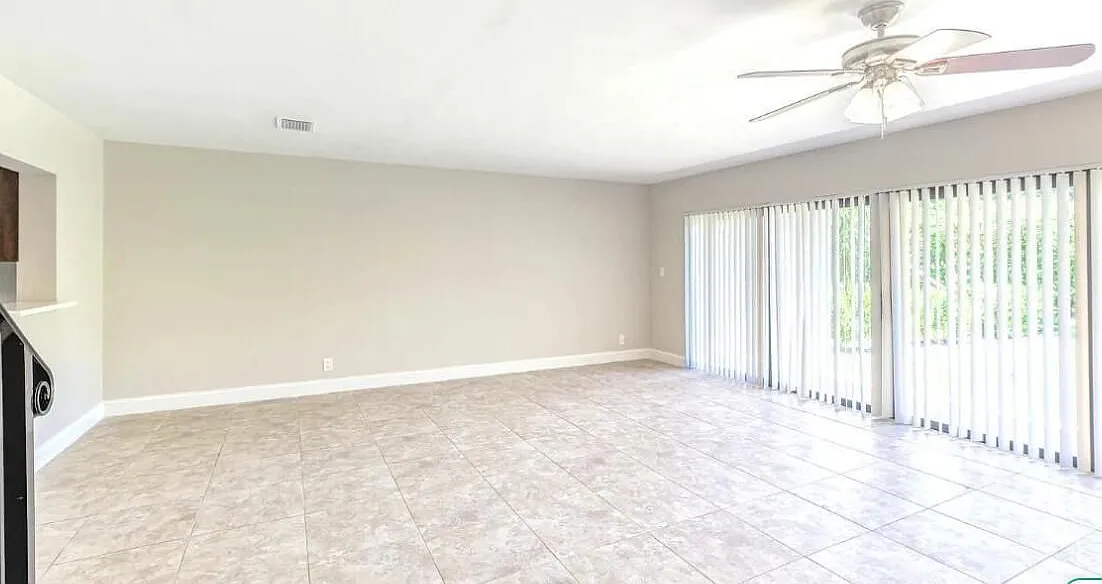3 bed, 2.5 bath, 2120 sqft, $3,500 — Photo 4
