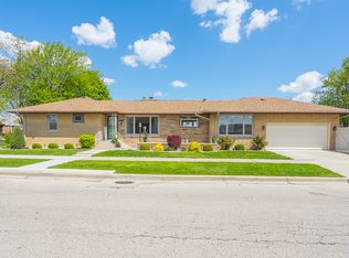 6756 W 58th St, Chicago, IL 60638