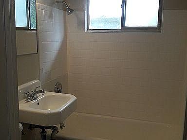 1st image of 1079 N Summit Ave #B