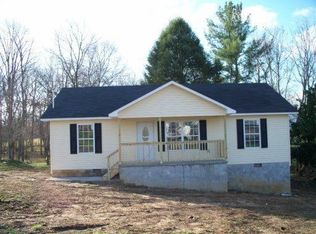1009 4th St, Crossville, TN 38555