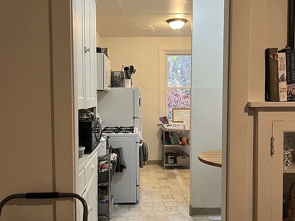 5th image of 119 Chesterfield Rd