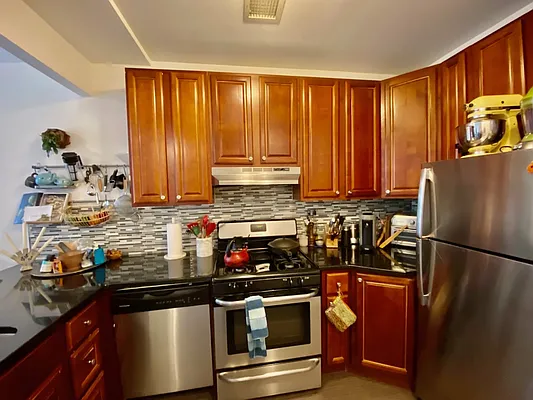 Rented by Corcoran | media 6