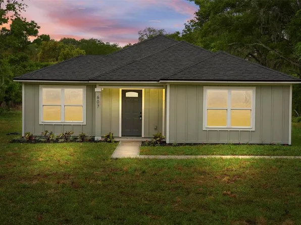 607 Thomas Ave, Leesburg, FL 34748