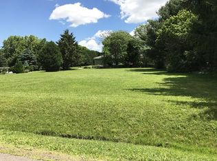 1323 N Hills Ave, Marshfield, WI 54449