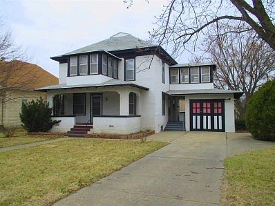 822 Market St Beatrice NE 68310 Zillow