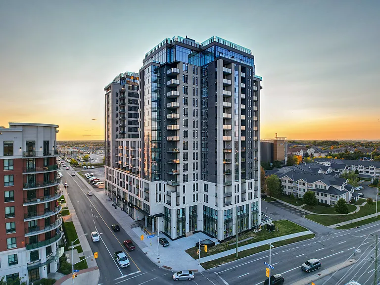 150 Marketplace Ave — Photo 2